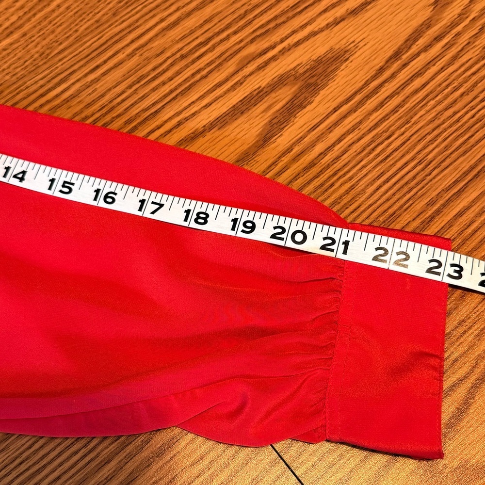 Michelle Stuart Vibrant Red Pleated Blouse - Picture 9 of 10